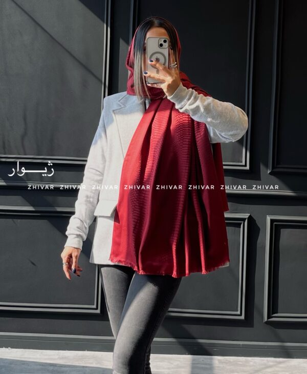 شال زرشکی نخ ژاکارد 12348 - Image 2